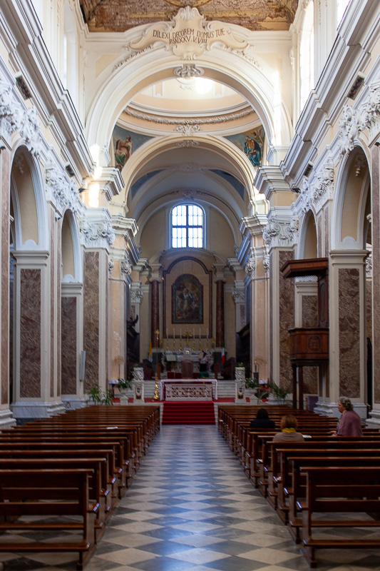 In der barocken Kathedrale von Sant'Agata de' Goti